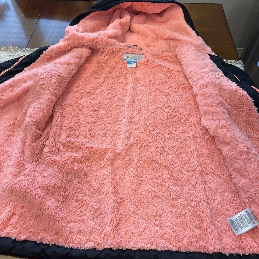 Columbia Girls Youth XL 18-20 Black Full Zip Peach Plush Interior‎ Hooded